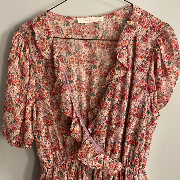 Floral mini dress - Picture 2 of 3